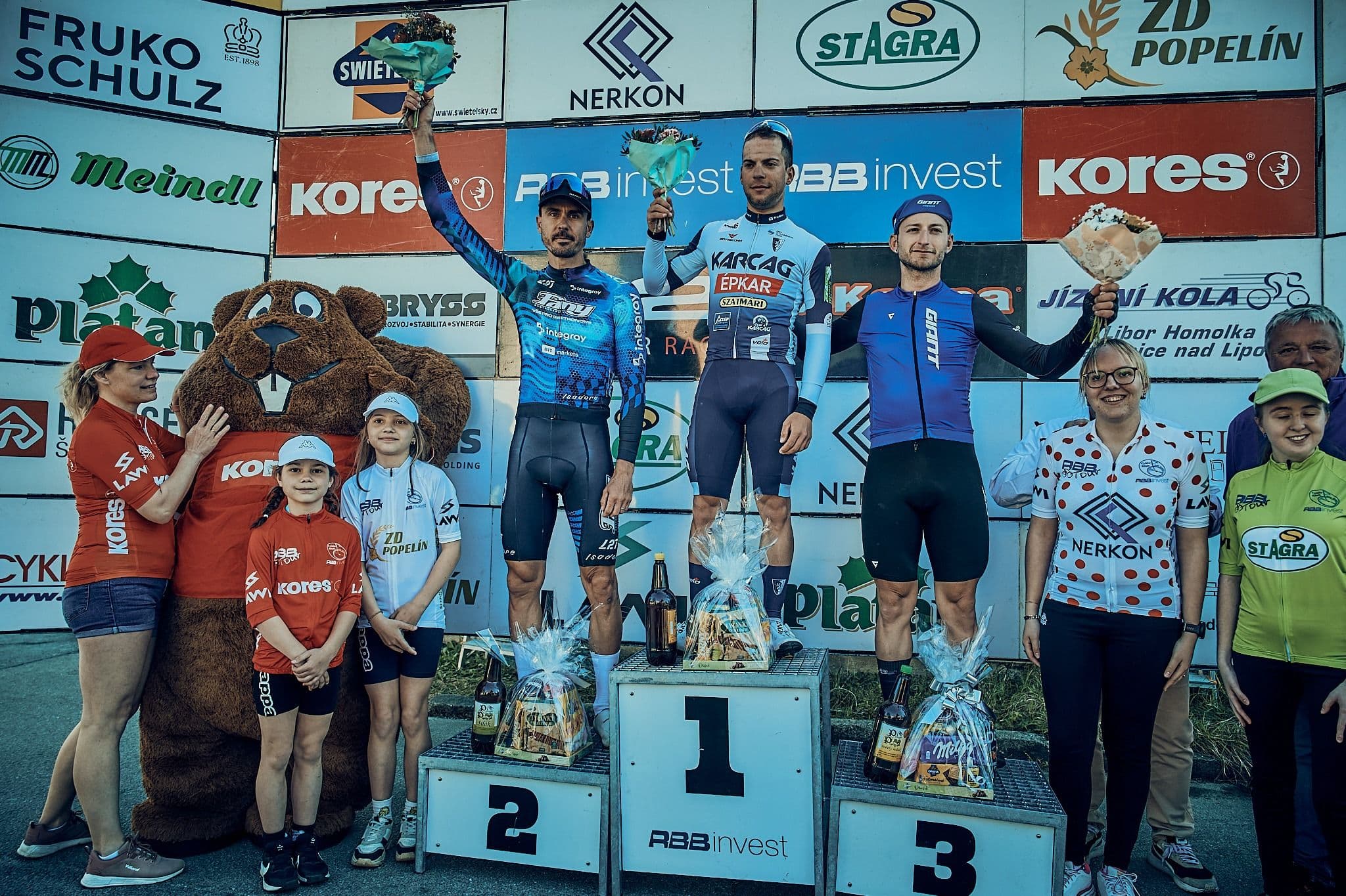 Michal Kollert na stupních vítězů po druhé etapě
